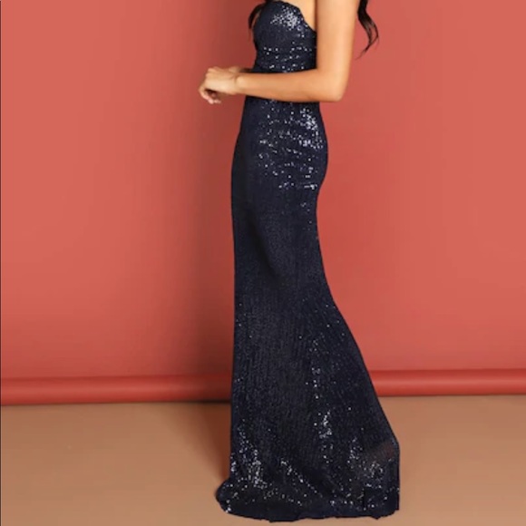 🧡SOLD🧡Sequin Sweetheart Neckline Bodycon Dress - Picture 3 of 6